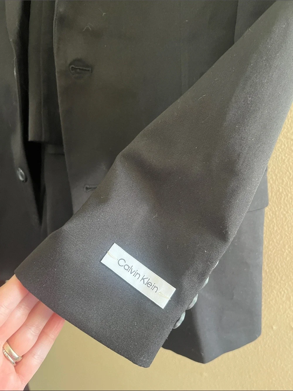 NWT Calvin Klein Boys' 2-piece Formal Suit Set size 16 husky
